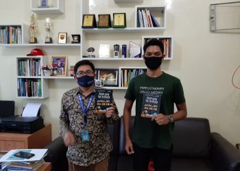 Relawan Perpustakaan Terbitkan Buku “Kisah yang Tak Terbilang”