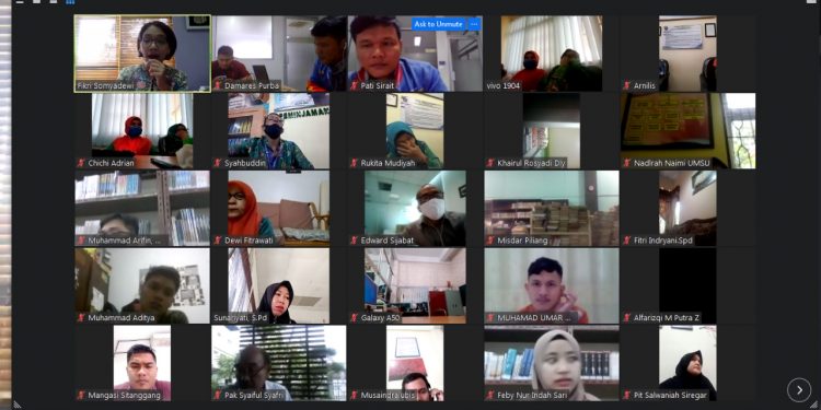 UPT Perpustakaan dan Relawan Gelar Webinar; Buku Cetak Masih Dibutuhkan