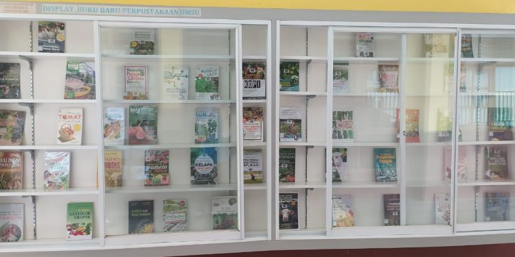 Kegiatan Display Buku Baru di Pojok Baca Fakultas Pertanian UMSU Tahun 2023