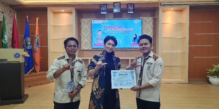 Adakan Seminar Kewirausahaan, RELPUS UMSU Hadirkan Ketua IWAPI Medan
