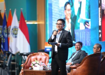 Kepala Perpustakaan UMSU Menjadi Moderator Bedah Buku “Gerakan Islam Berkemajuan” Karya Prof. Dr. Haedar Nashir, M.Si., Ketua Umum PP Muhammadiyah.